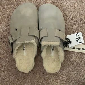 NWT Zara slides